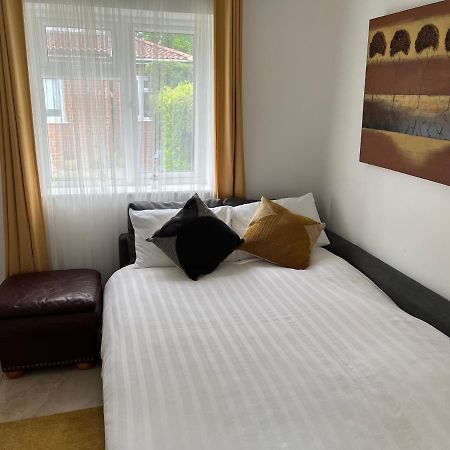 Dannifar Guest House ロンドン エクステリア 写真